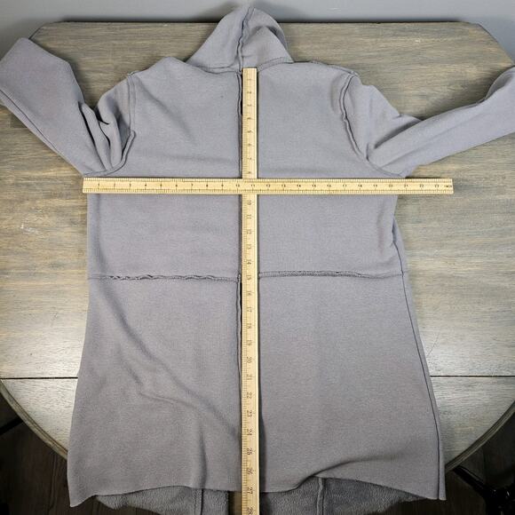 Chicos Zenergy Cardigan Gray Cozy Fleece Exposed Seams Chico’s 1 US 8/10 Medium - Picture 6 of 6